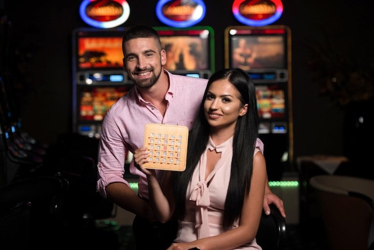Simbol wild dan fungsinya Simbol wild dalam tabel hadiah slot koimas88
